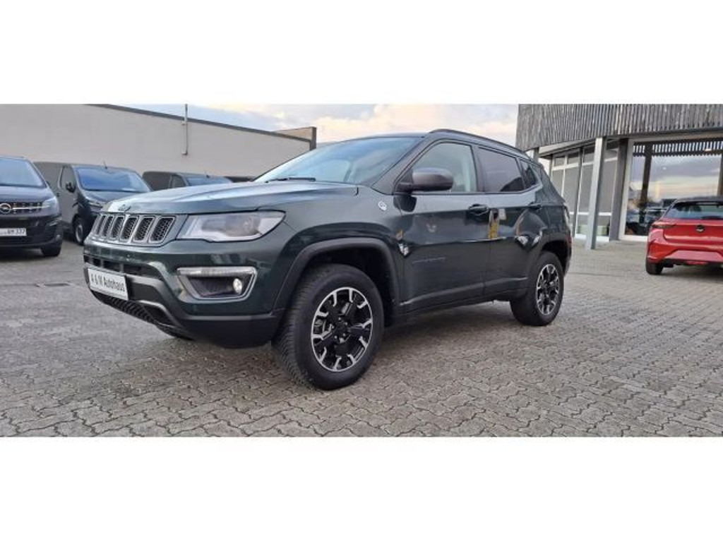 Jeep Compass Hybrid 4x4 Trailhawk