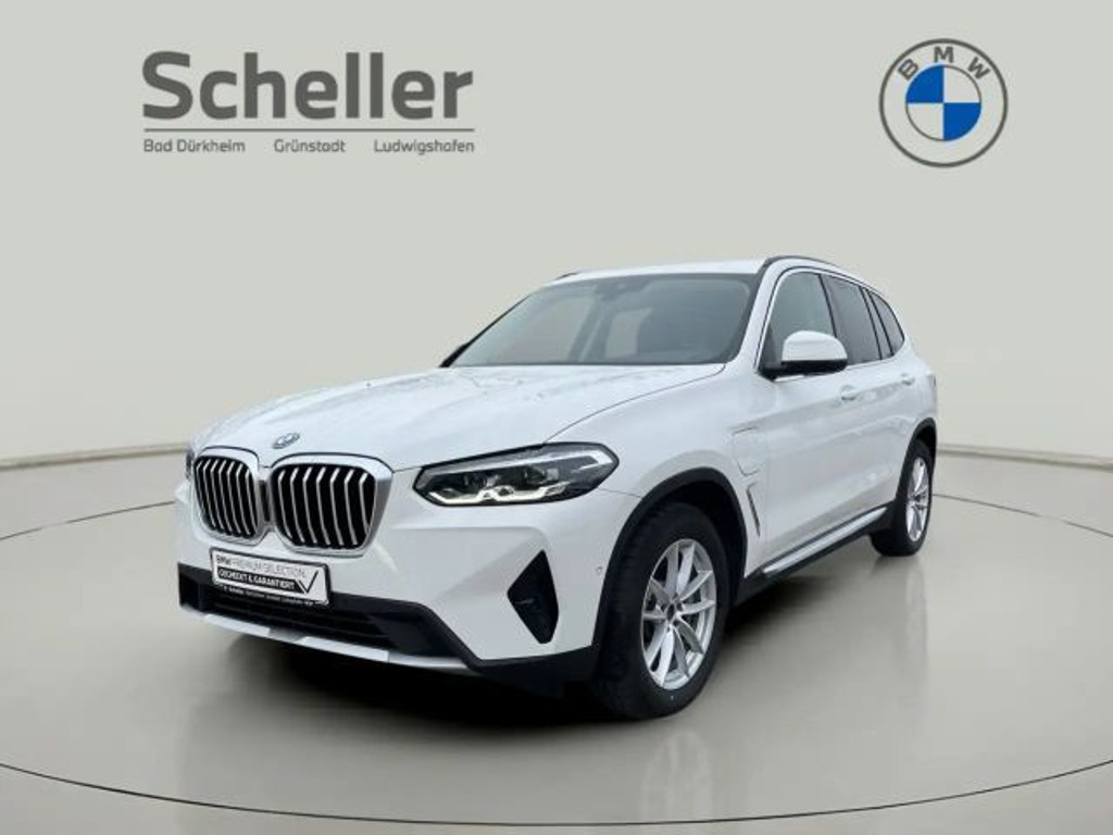 BMW X3 xDrive30e