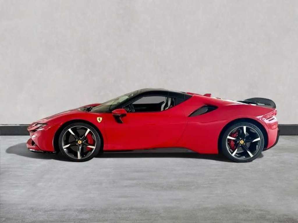 Ferrari SF90