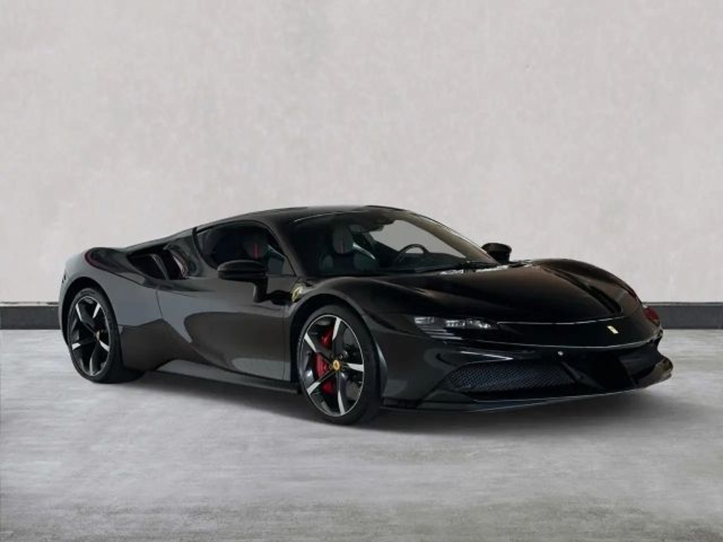 Ferrari SF90