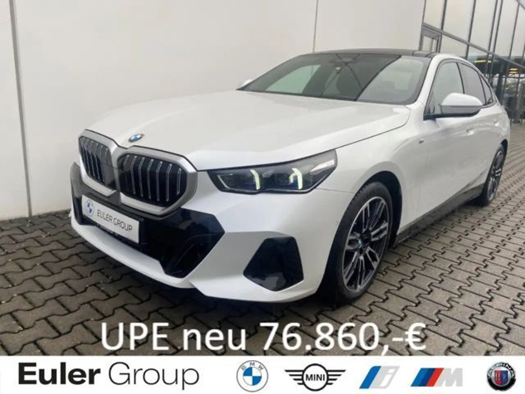 BMW 5 Serie 520 M-Sport Sedan 520i