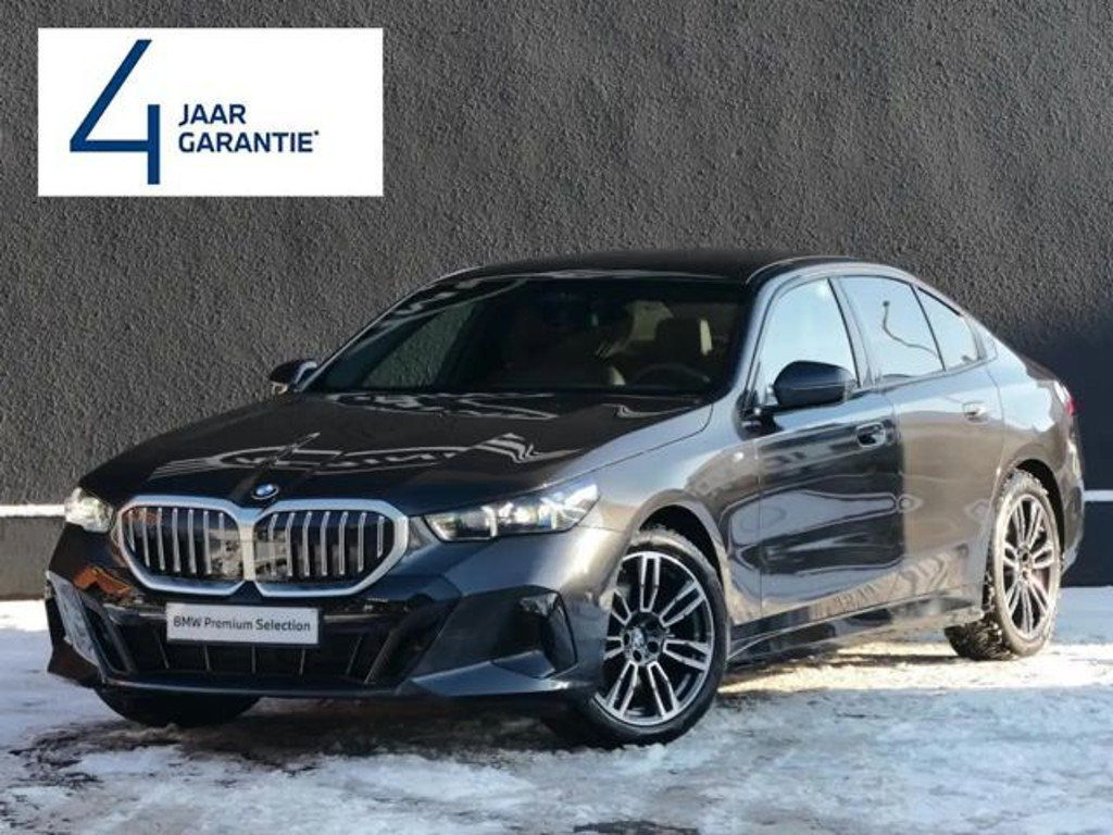 BMW 5 Serie 520 M-Sport Sedan