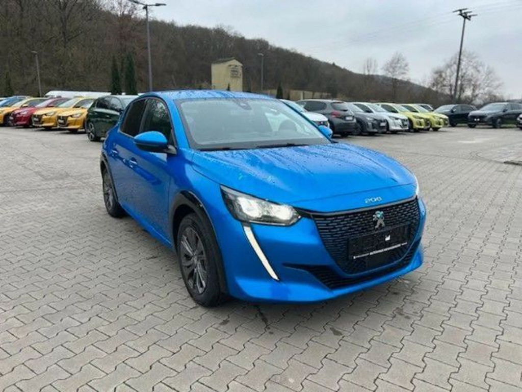 Peugeot e-208