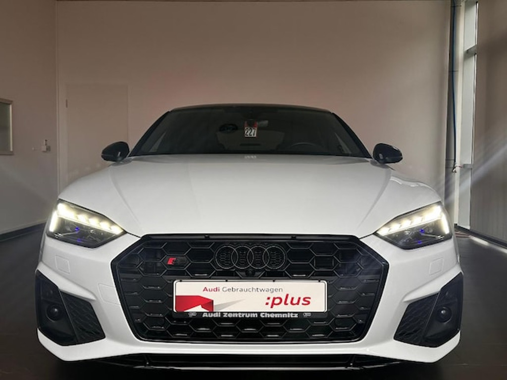 Audi S5