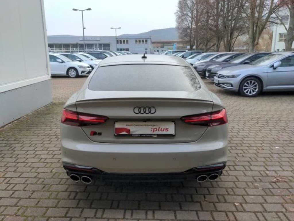 Audi S5