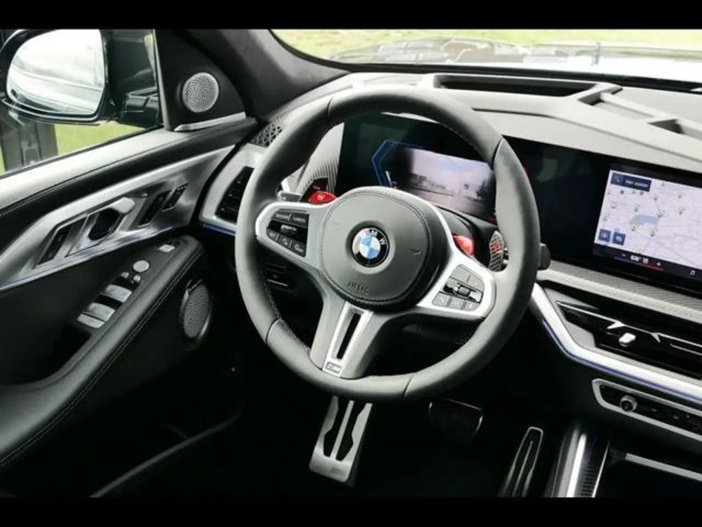 BMW XM