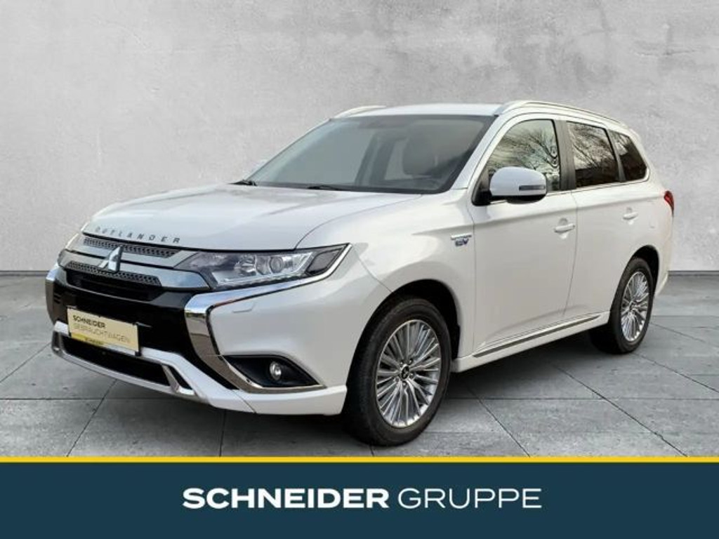 Mitsubishi Outlander PHEV 4WD