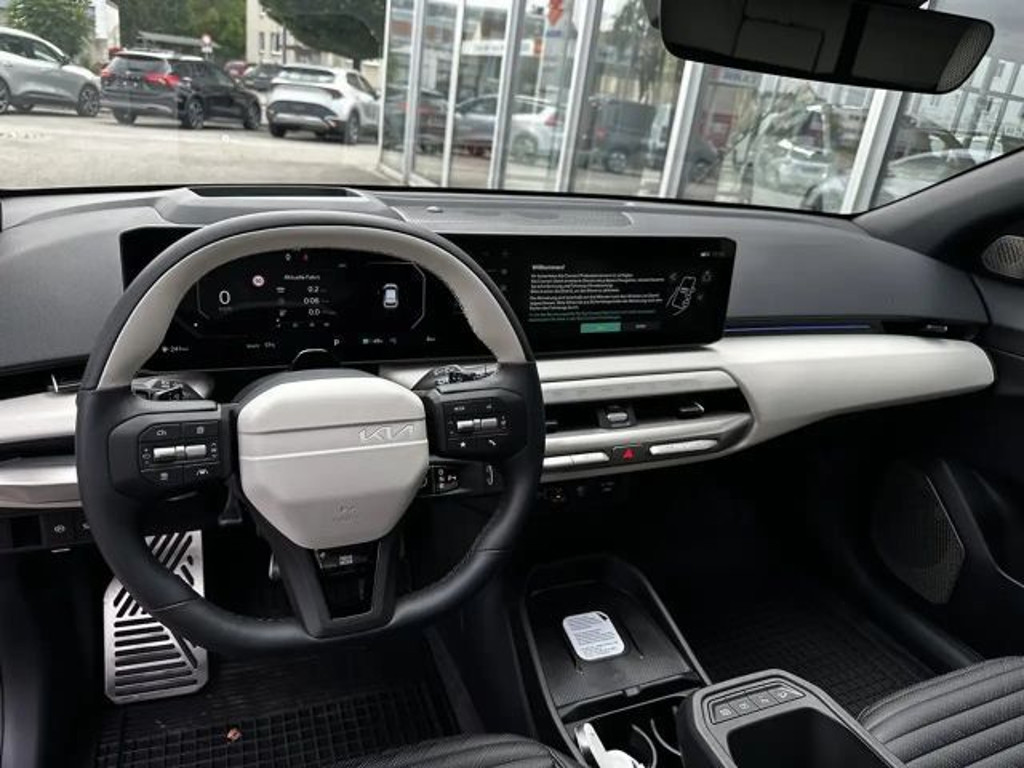 Kia EV4