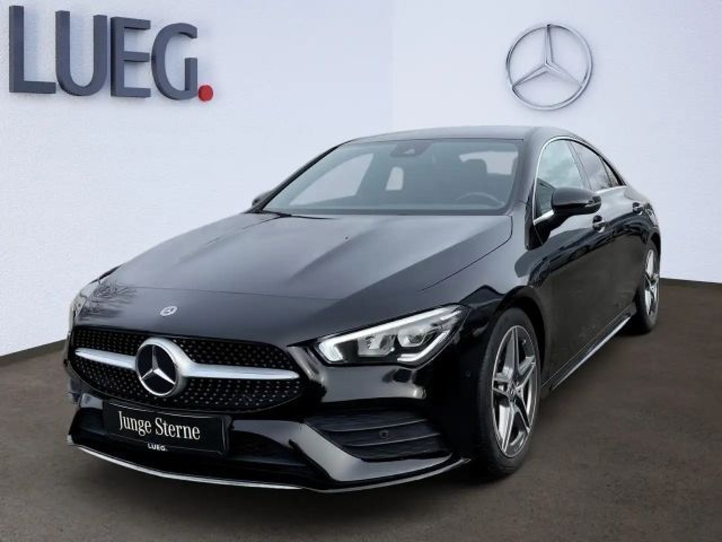 Mercedes-Benz CLA-Klasse CLA 200 AMG Line Coupé CLA 200 d