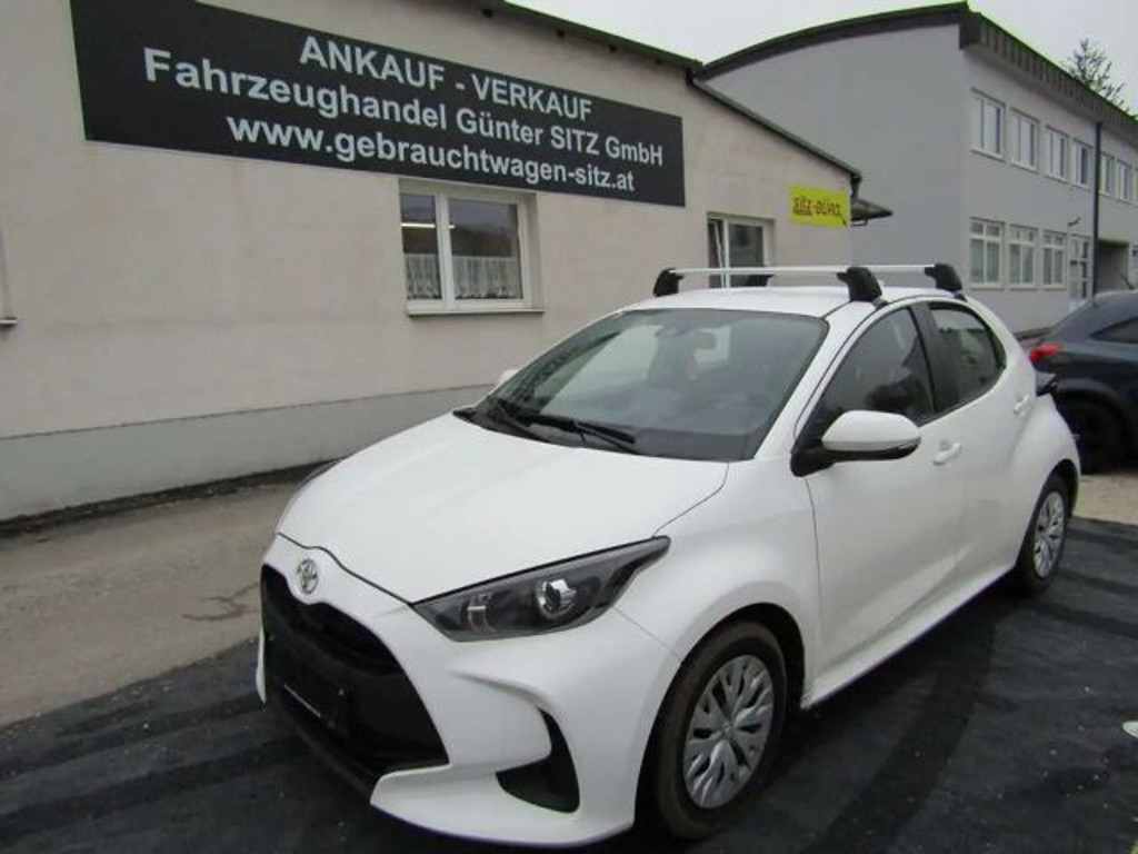Toyota Yaris Active