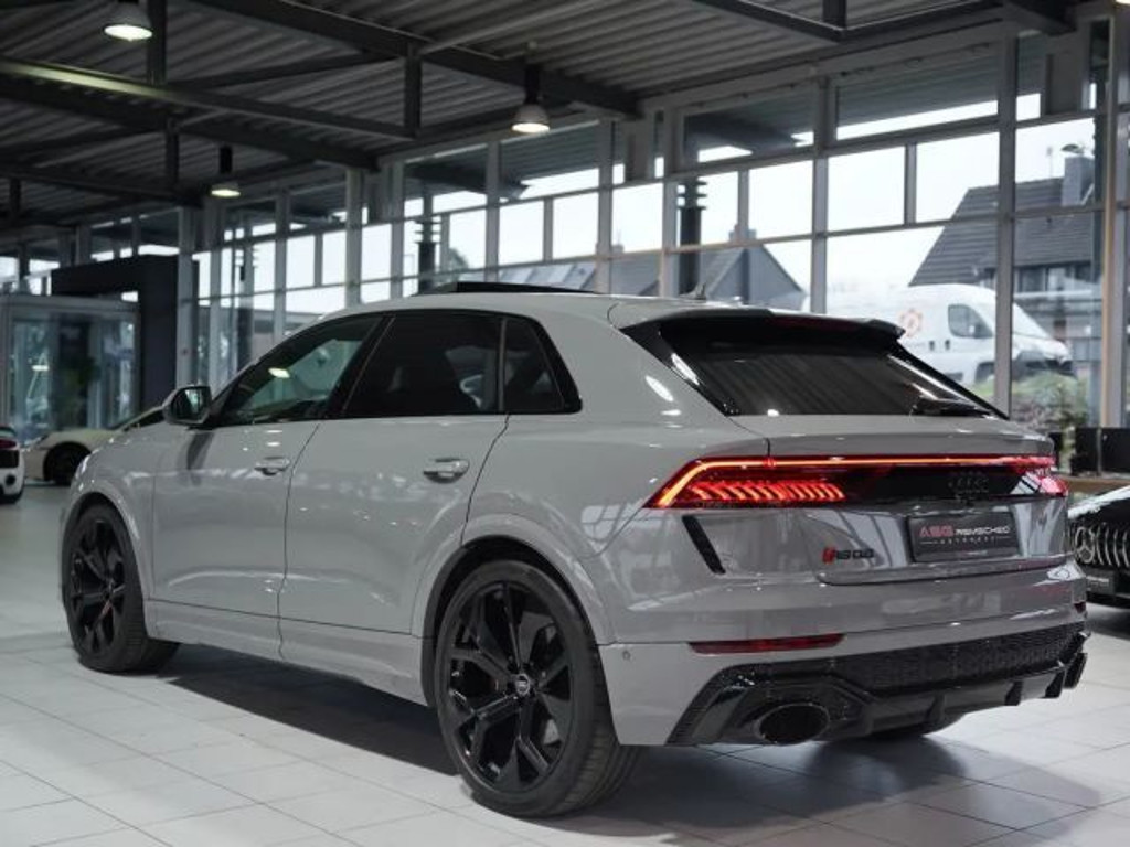 Audi RS Q8