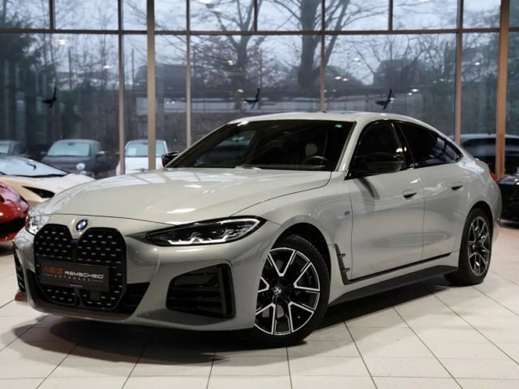 BMW 4 Serie 440 xDrive Coupé Gran Coupé Sedan 440i