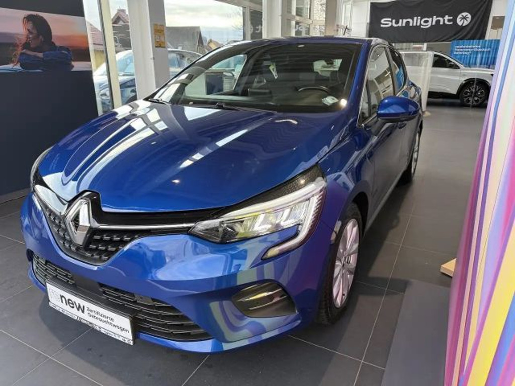 Renault Clio Intens E-Tech