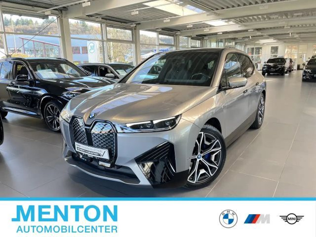 BMW iX xDrive40