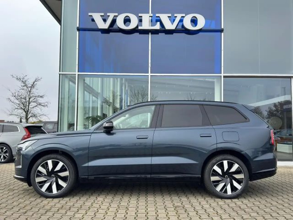 Volvo EX90