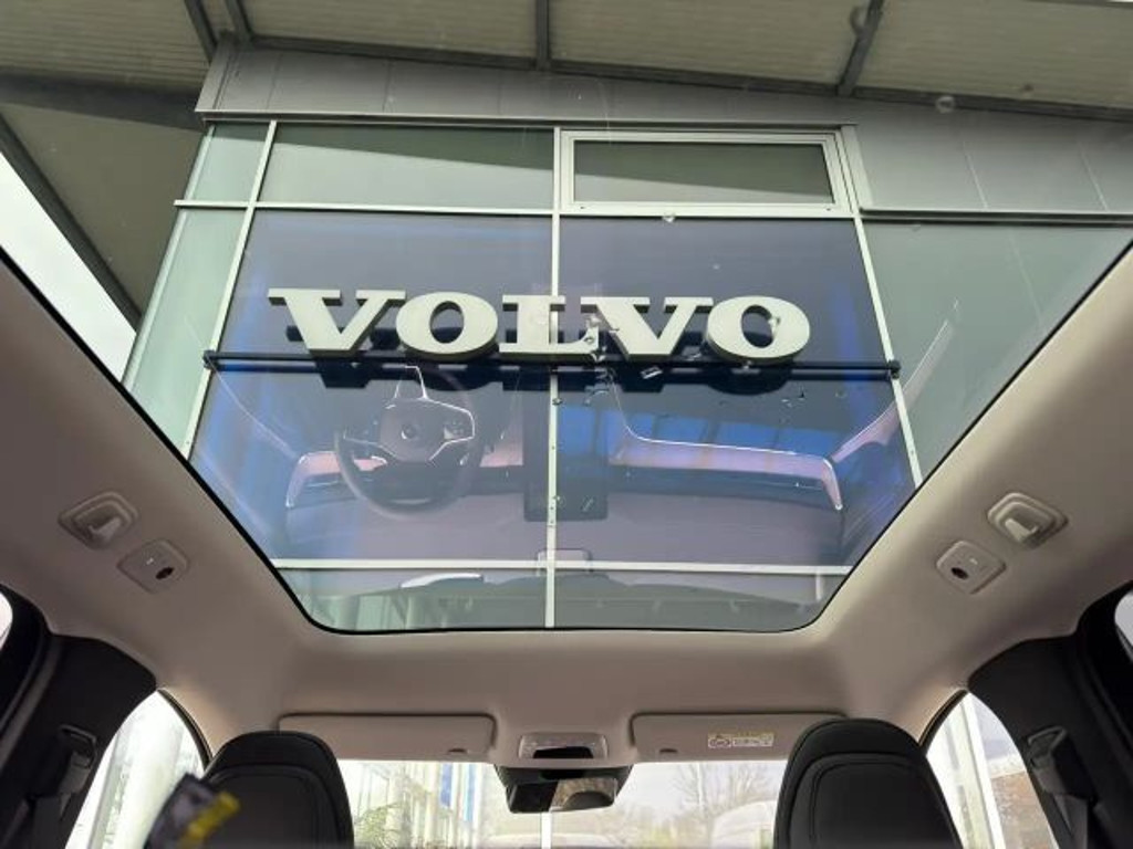 Volvo EX90