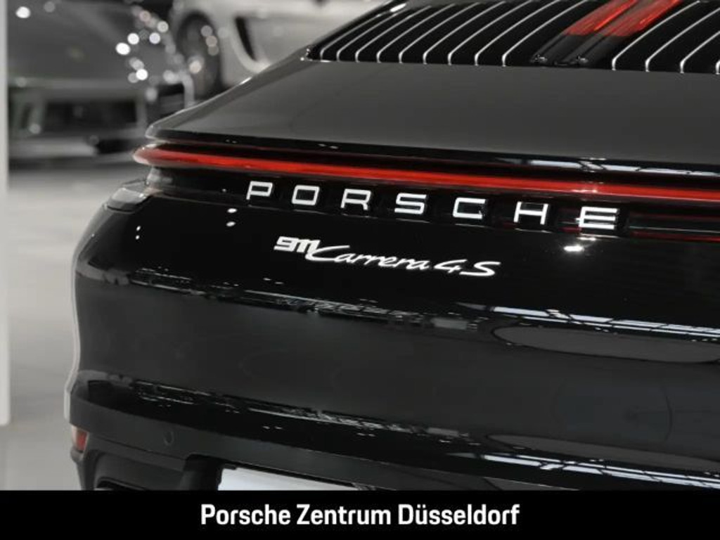 Porsche 992