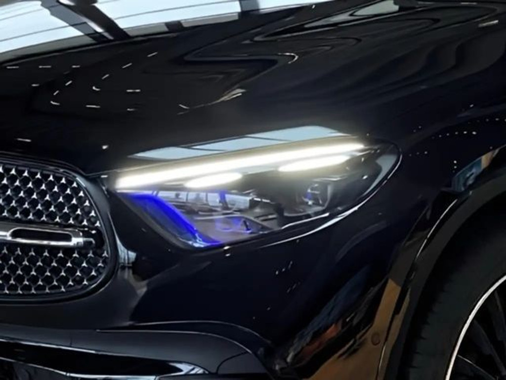 Mercedes-Benz GLC-Klasse GLC 300 4MATIC AMG Line Coupé