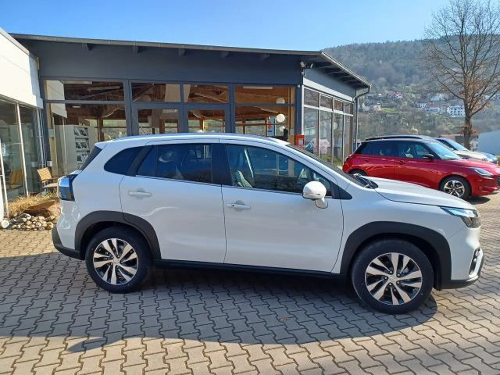 Suzuki S-Cross