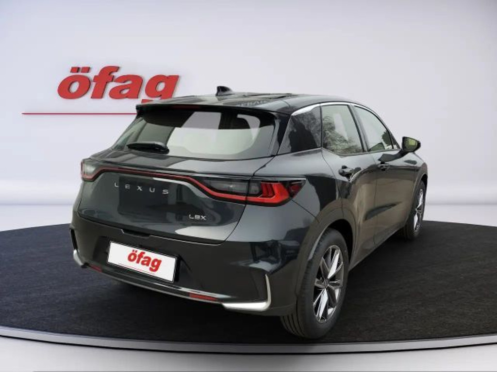 Lexus LBX