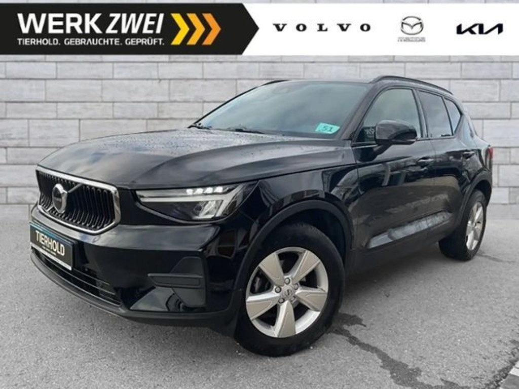 Volvo XC40 Momentum Core