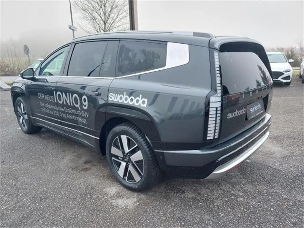 Hyundai IONIQ 9