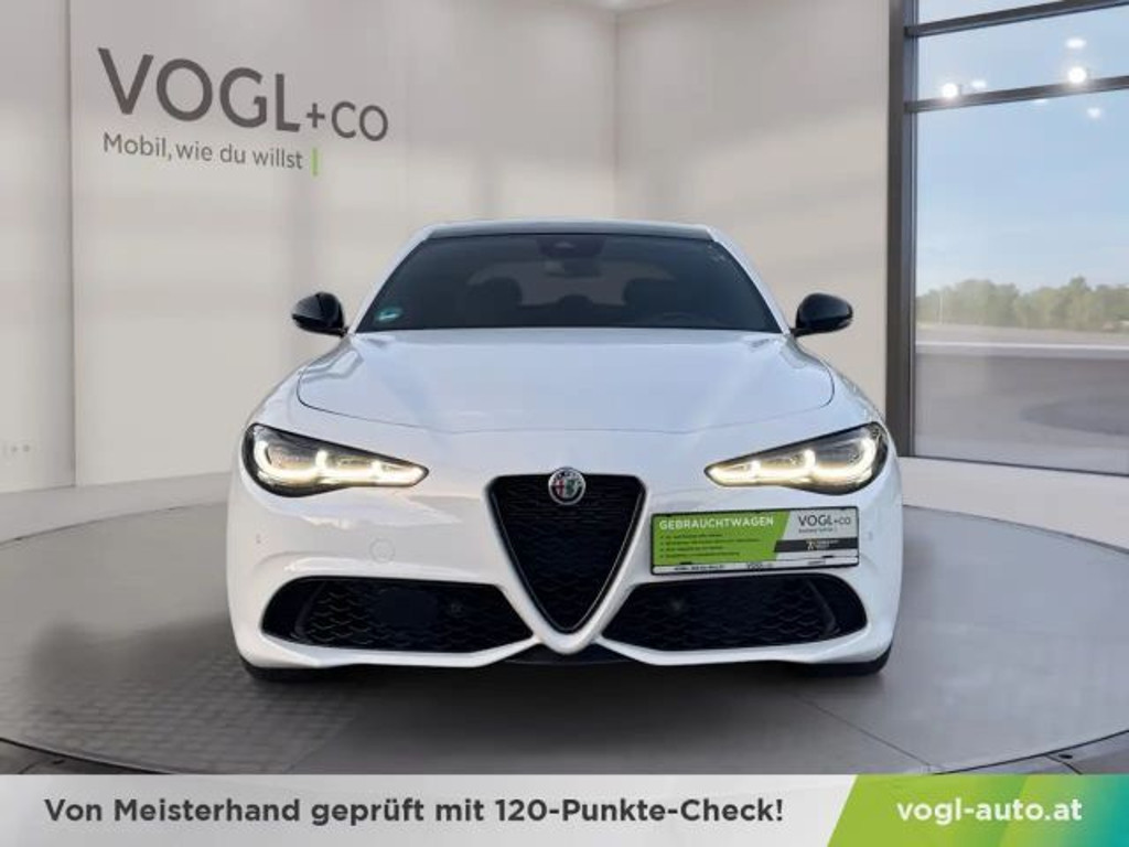 Alfa Romeo Giulia