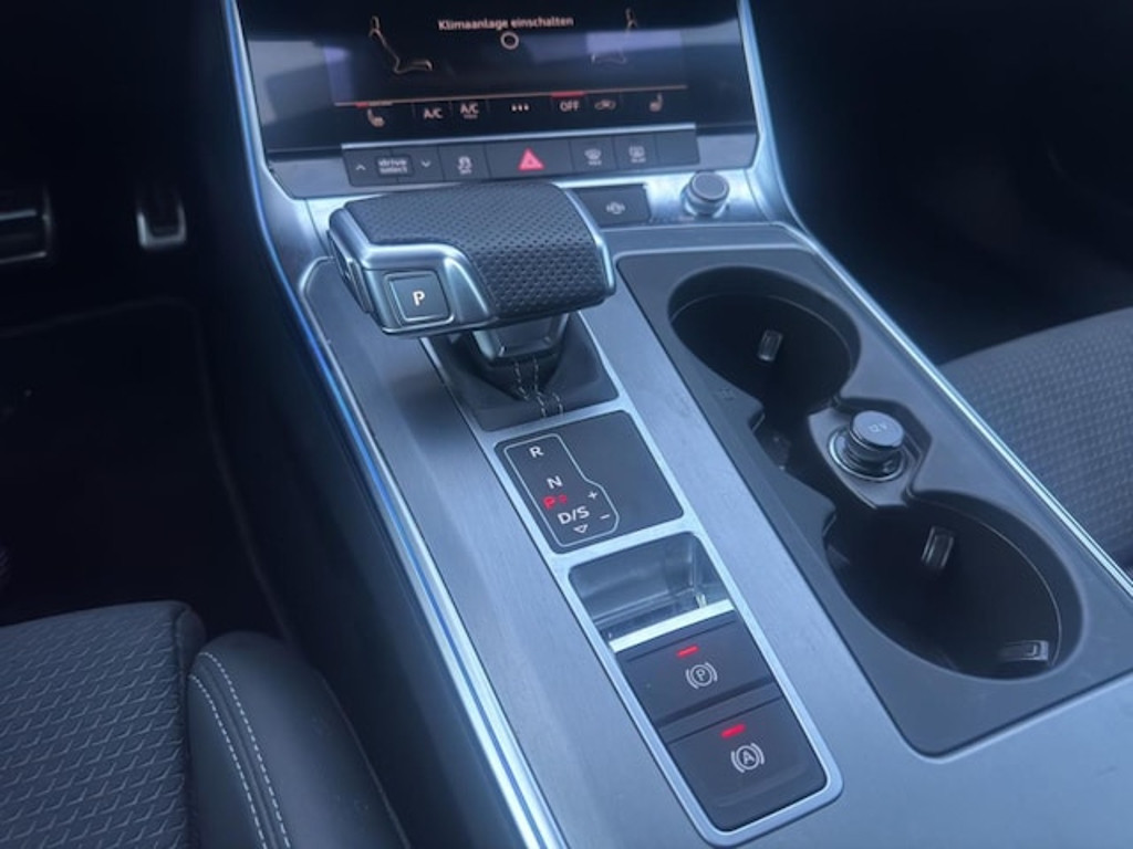 Audi S6 Avant Quattro