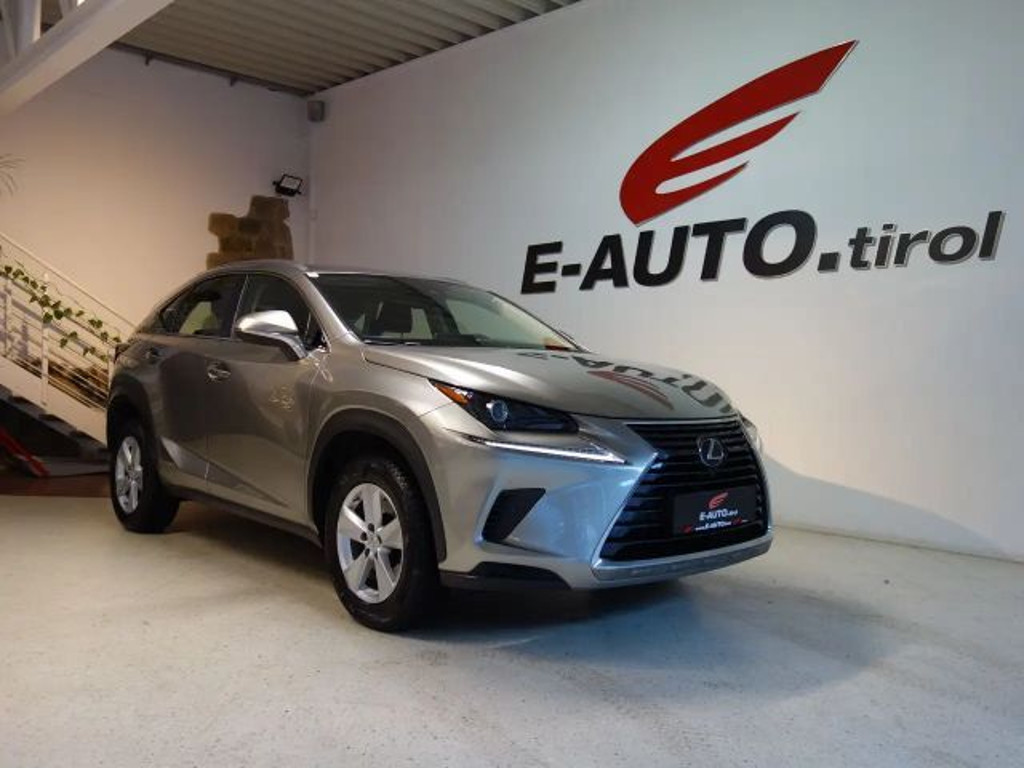 Lexus NX Hybrid Aut. *CARPLAY *ASSISTENZ *LENKRADHZG