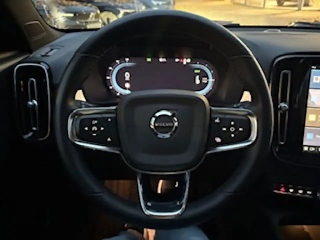 Volvo C40
