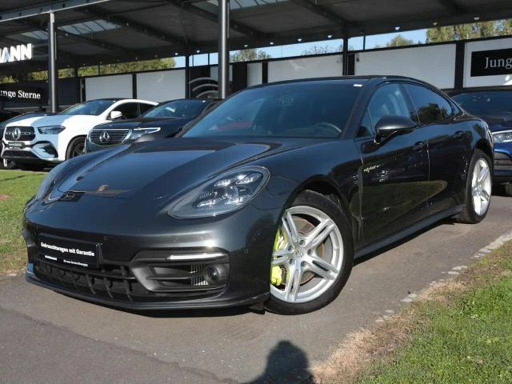 Porsche Panamera E-Hybrid Platinum Edition 4