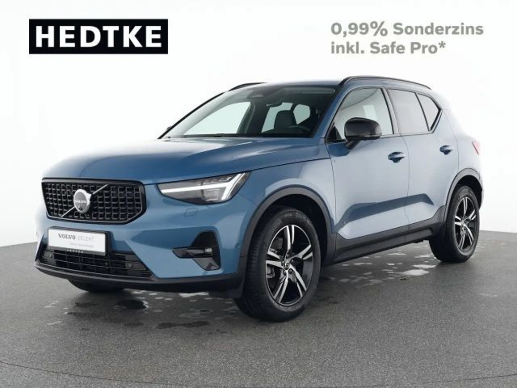 Volvo XC40 Plus Dark