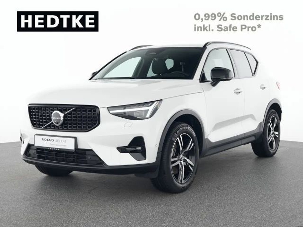 Volvo XC40 Plus Dark