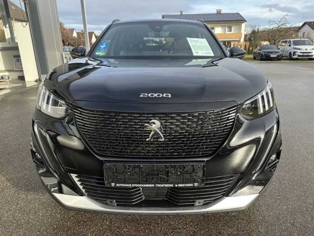 Peugeot e-2008