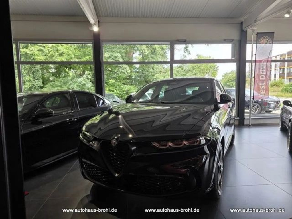 Alfa Romeo Tonale AWD Hybrid