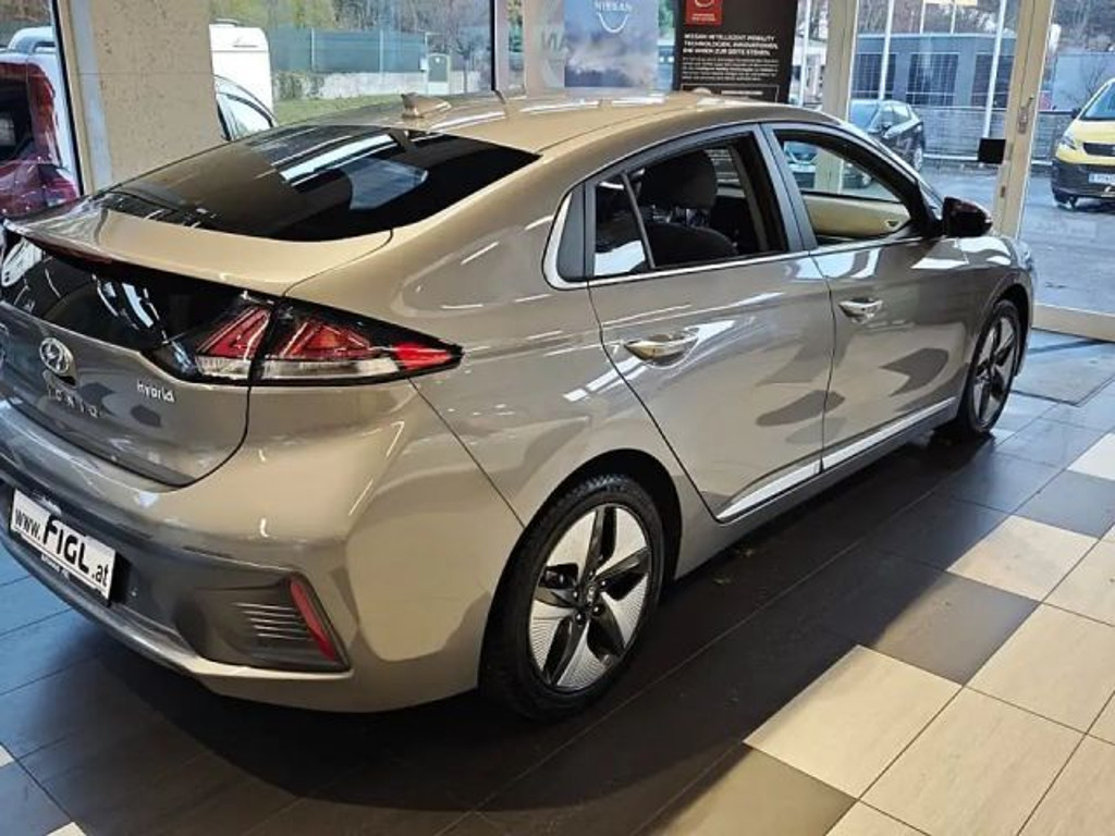 Hyundai Ioniq