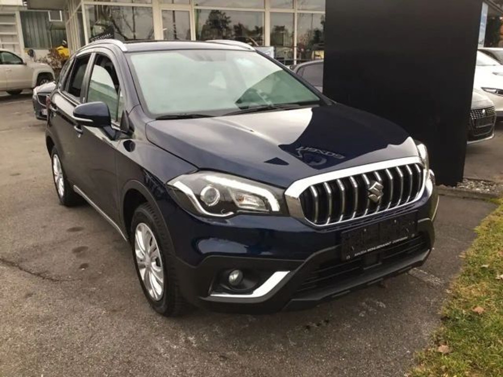 Suzuki SX4 S-Cross Shine Hybrid