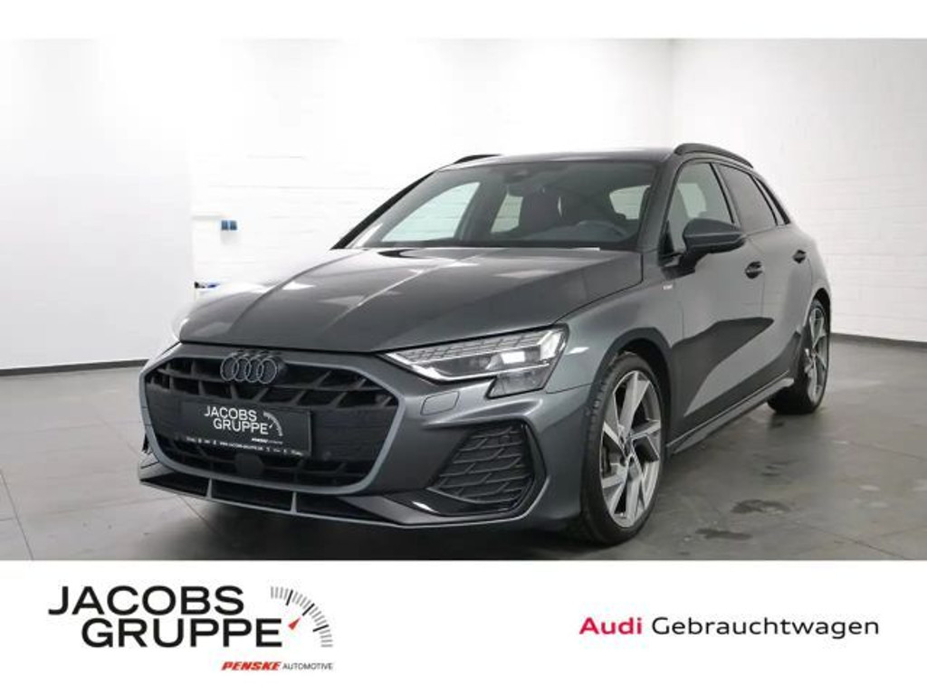 Audi A3 Sportback Sedan S-Line 35 TFSI
