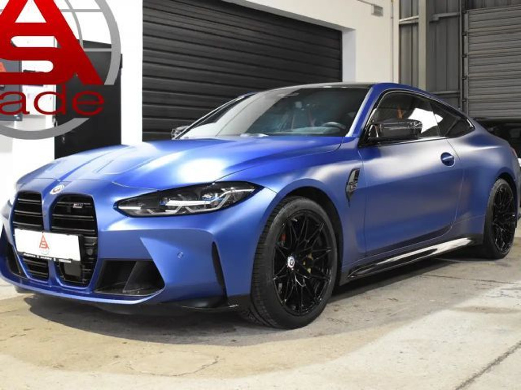 BMW M4 xDrive Coupé