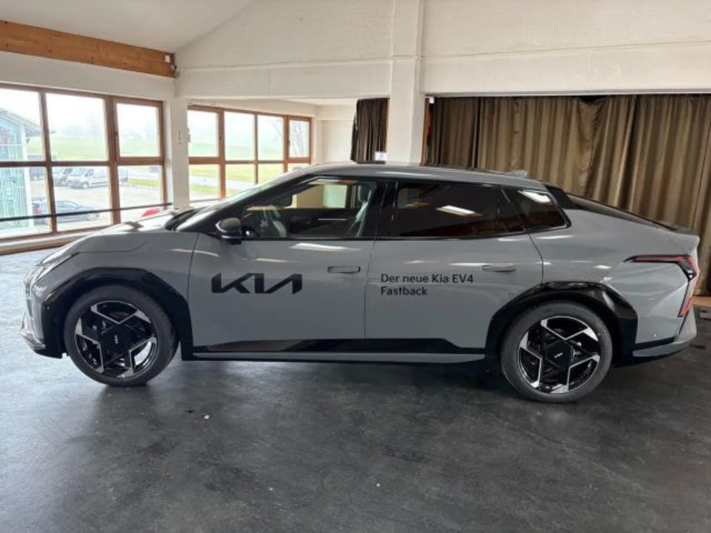 Kia EV4