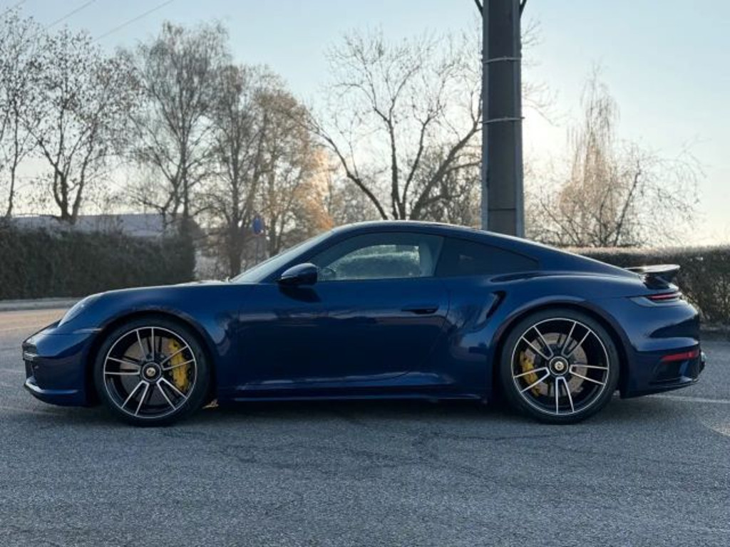 Porsche 992