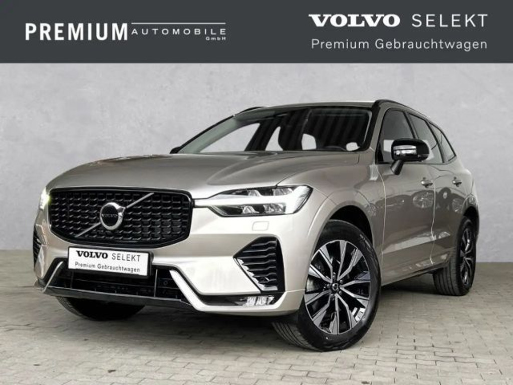 Volvo XC60 AWD Plus Dark