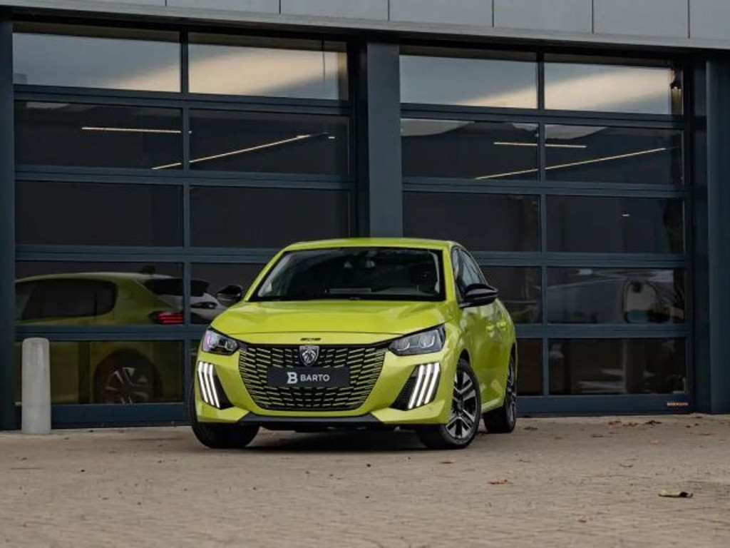 Peugeot 208 100pk MT6 | Carplay/Android | Navi. | Parkeers....