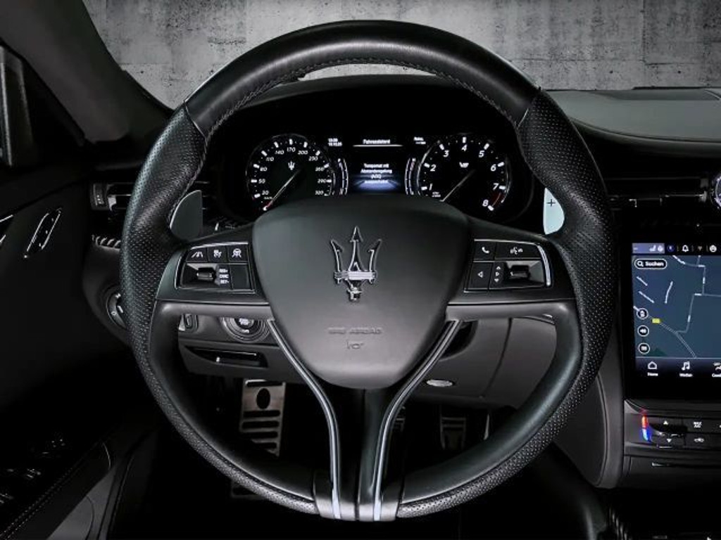 Maserati Quattroporte