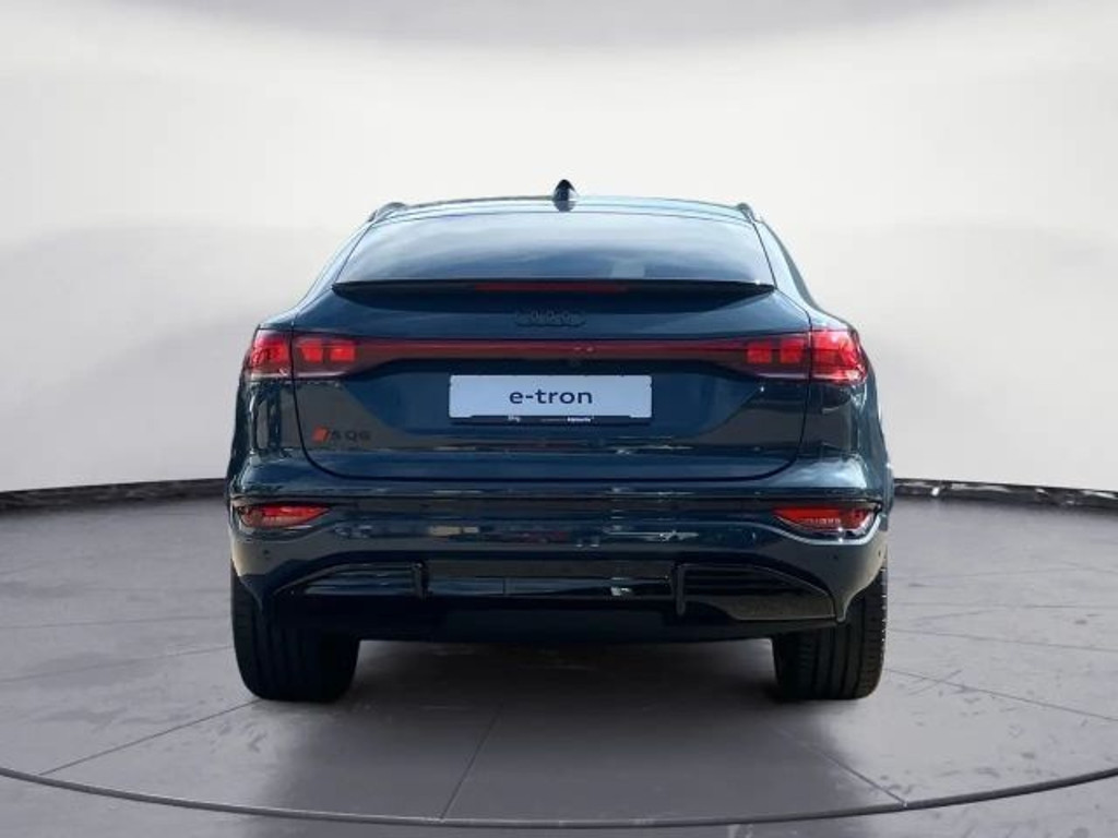 Audi SQ6 e-tron
