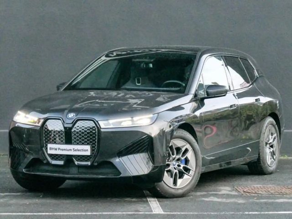 BMW iX xDrive50