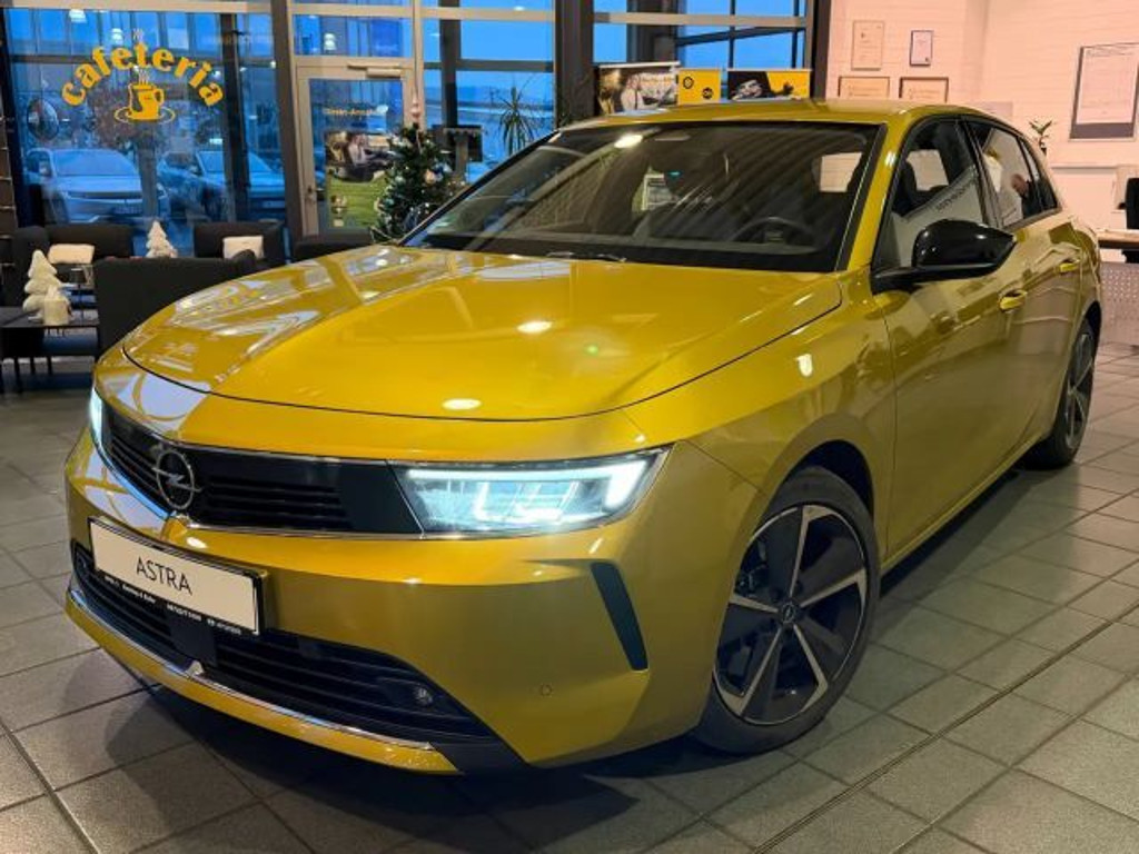 Opel Astra Innovation Hybrid Edition