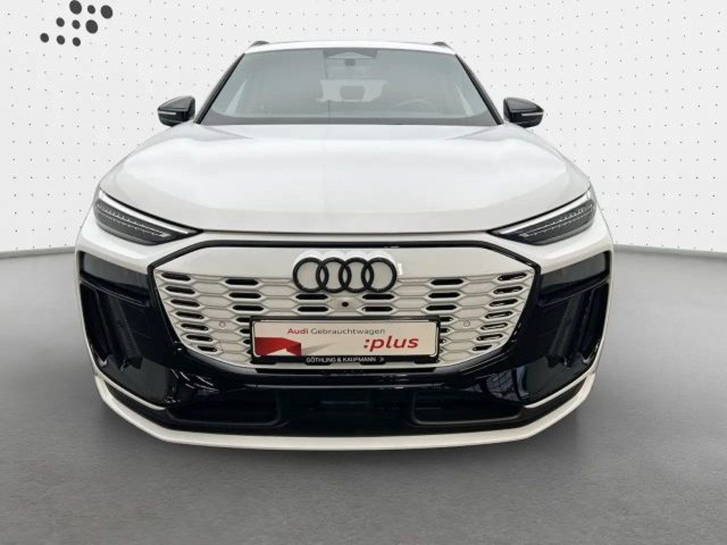 Audi SQ6 e-tron
