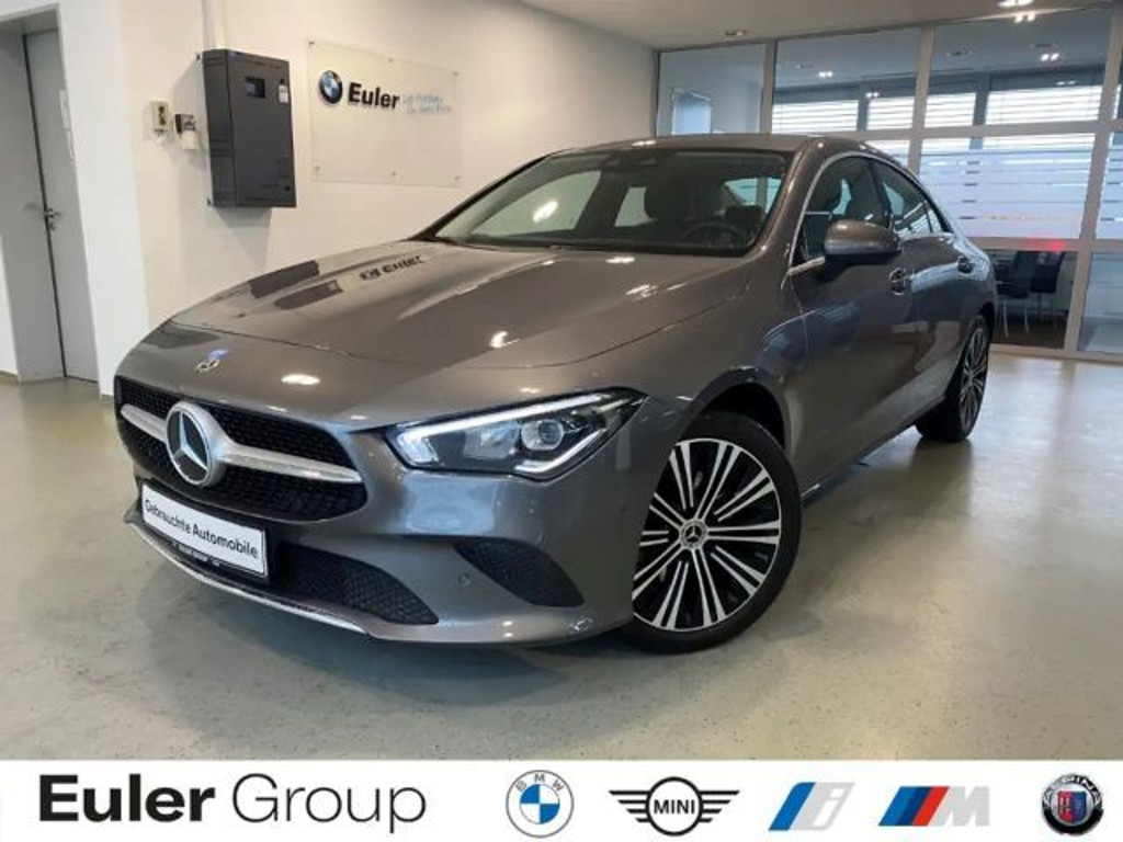 Mercedes-Benz CLA-Klasse CLA 180 Progressive CLA 180 d Sedan