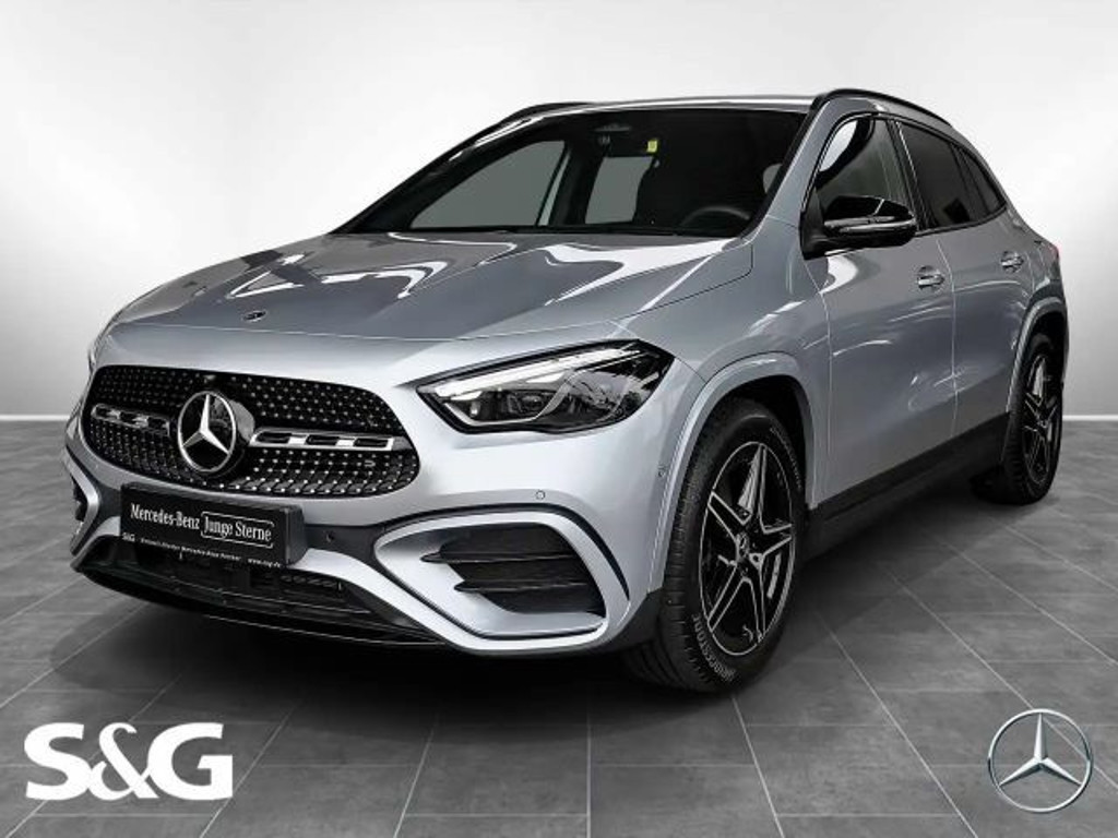 Mercedes-Benz GLA-Klasse GLA 180 AMG Line